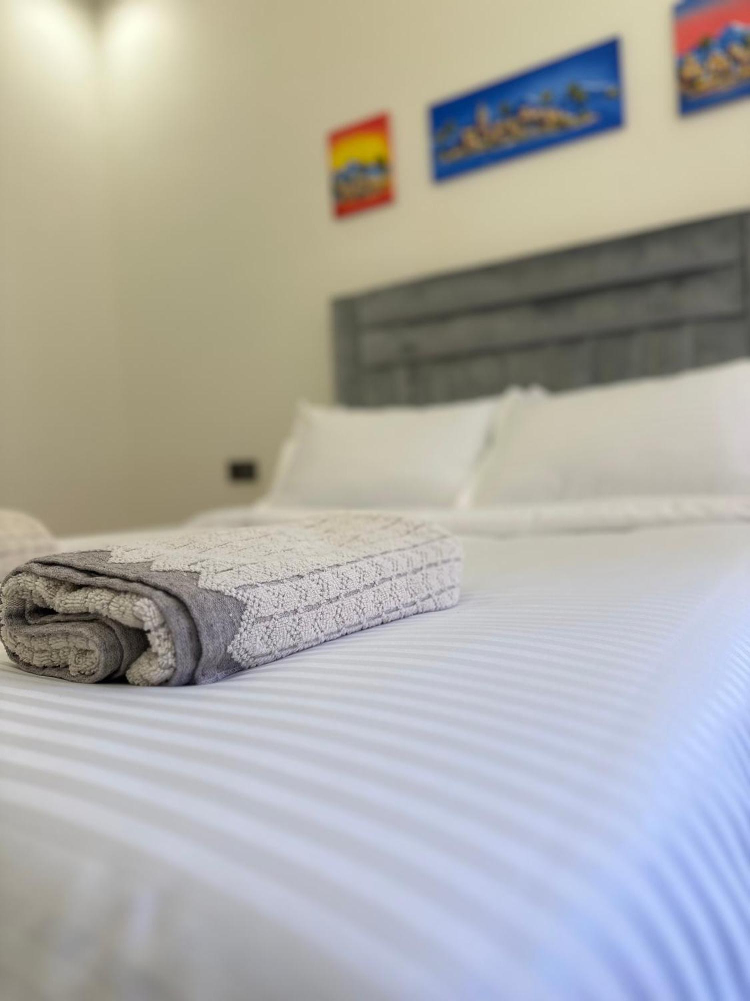 Brand New Modern 2 Bedroom With Swimming Pool, Netflix & Iptv Apartamento *
