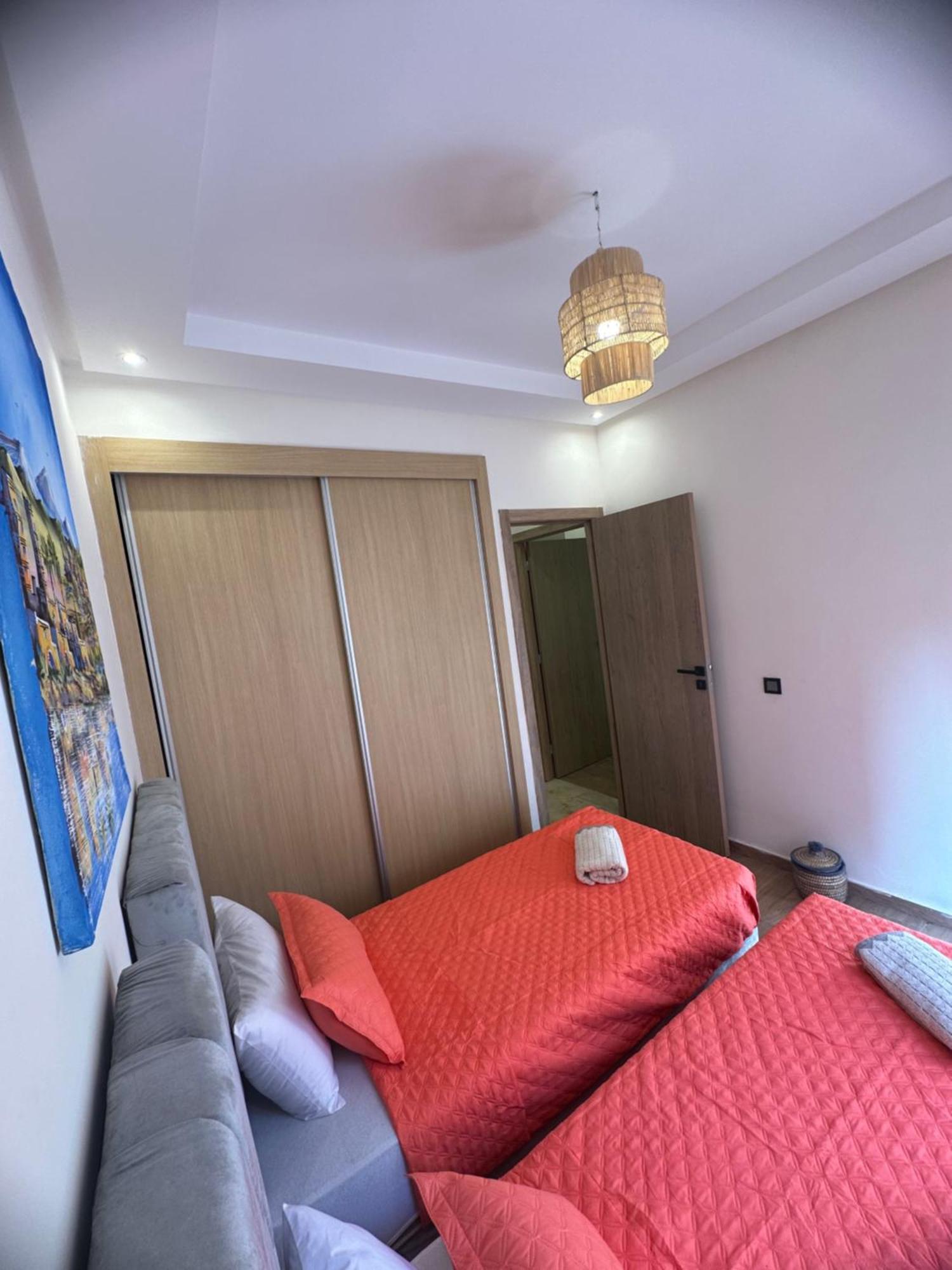 Brand New Modern 2 Bedroom With Swimming Pool, Netflix & Iptv *